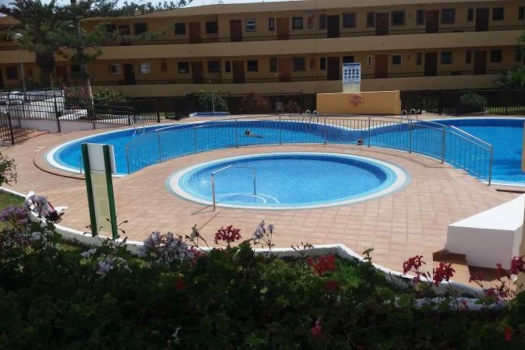 Estudio Coqueto Torres Del Sol 아로나 외부 사진